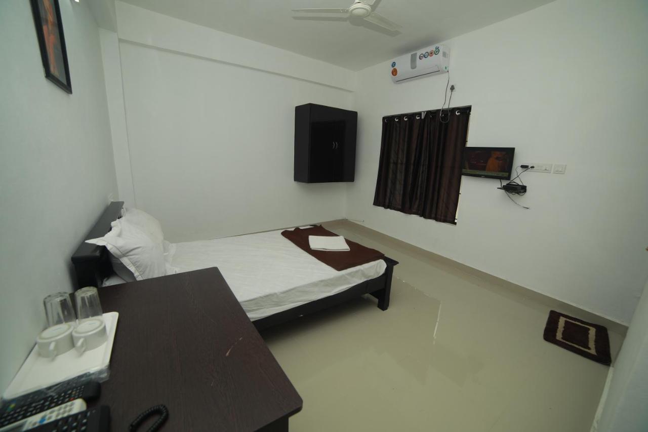 Hotel Meghna Residency Thiruvananthapuram Exterior foto